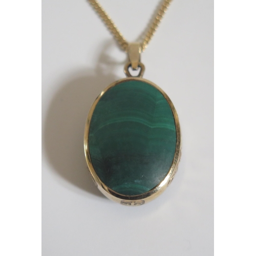 280 - A 9ct Gold, Blue John and Malachite Mounted Pendant, Sheffield 1991 (30mm drop) on an 18