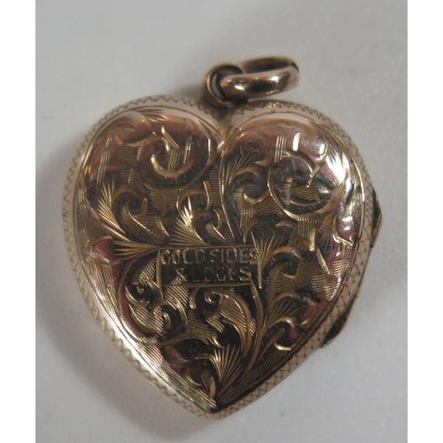 319 - A 9ct Gold Front and Back Heart Shaped Locket with chased foliate decoration, 24mm drop, 2.8g