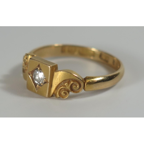 352 - A Victorian 18ct Gold and Diamond Ring, c.4mm diamond, Birmingham 1875, E.V, size Q.5, 4.4g