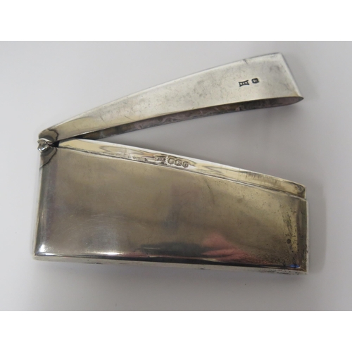 72 - A George V Silver Card Case, Sheffield 1931, Walker & Hall, 43.5g