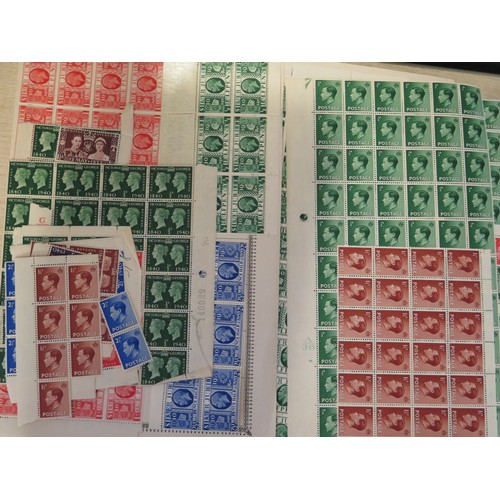 1440a - Edward V111 1/2D Green Stamp Sheets & Other Stamps.