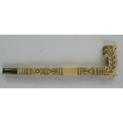 144 - A 19th Century Carved Ivory Parasol Handle, 20 cm