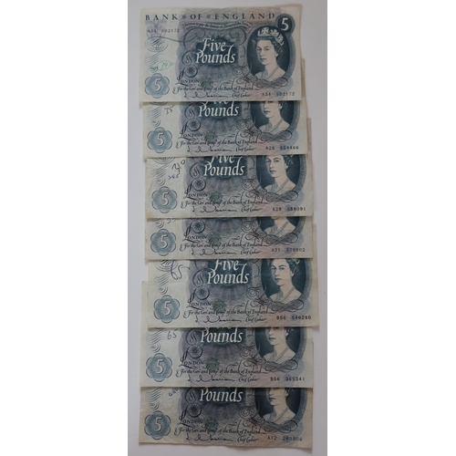 186 - 19 £5 Series C Notes _ 11 circulated with some folds and other faults, 8 circulated with folds and p... 