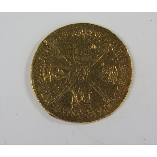 196 - England William III 1695 Gold Half Guinea, 22mm, possibly ex - mount. Good