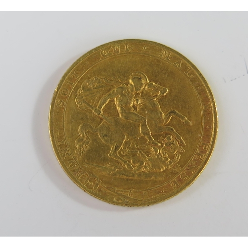 203 - United Kingdom George III 1817 Gold Sovereign, 22.05mm, Fine +, Reference KM# 674 and Sp# 3785