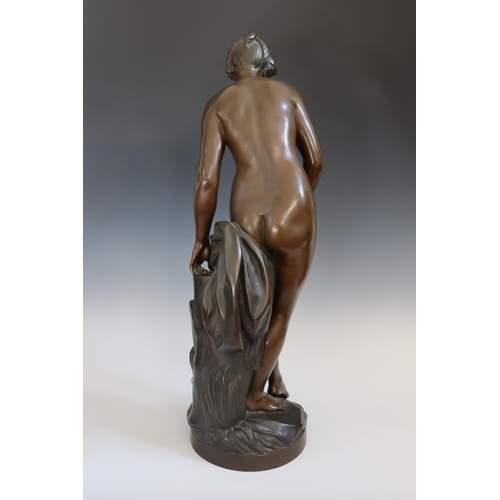 242 - After Etienne Maurice Flaconet (1716-1791), Venus, bronze, 81 cm high. No foundry marks