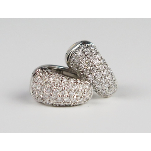 308A - A Pair of 18K White Gold and Diamond Hinged Stud Earrings, 15 mm drop x 8.5 mm wide, 8.1g

Sold on b... 