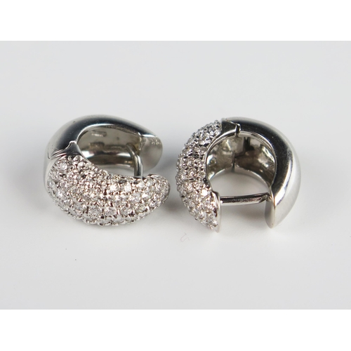 308A - A Pair of 18K White Gold and Diamond Hinged Stud Earrings, 15 mm drop x 8.5 mm wide, 8.1g

Sold on b... 