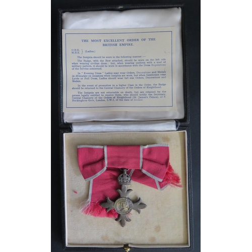 418 - A Boxed Royal Mint Cased KC 2nd Type Silver MBE British Empire Medal with Female Bow