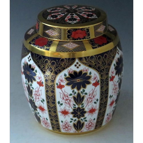 1162A - Royal Crown Derby Old Imari 1128 Bone China Ginger Jar (22cm high)