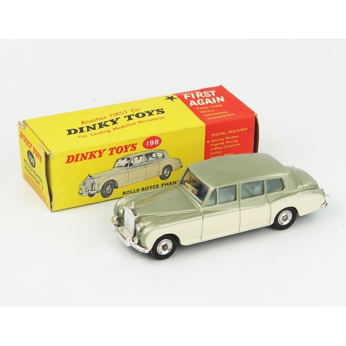 2098 - A Dinky Toys 198 Rolls-Royce Phantom V with cream lower body, light metallic green upper body, light... 