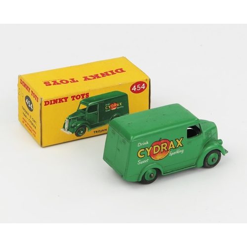 2122 - A Dinky Toys 454 Trojan 15 CWT Van - Cydrax in light green with green hubs. Excellent in excellent b... 