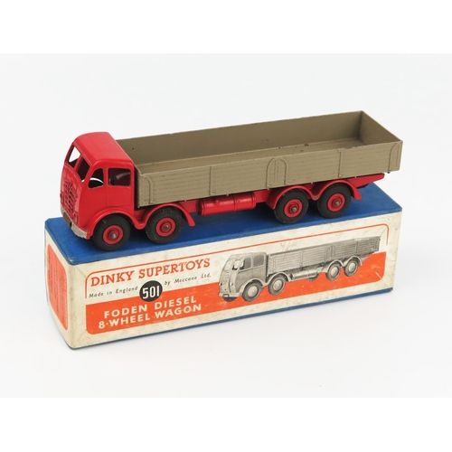 2146 - A Dinky Supertoys 501 Foden Diesel 8 Wheel Wagon 2nd type cab with red cab chassis and grooved hubs,... 