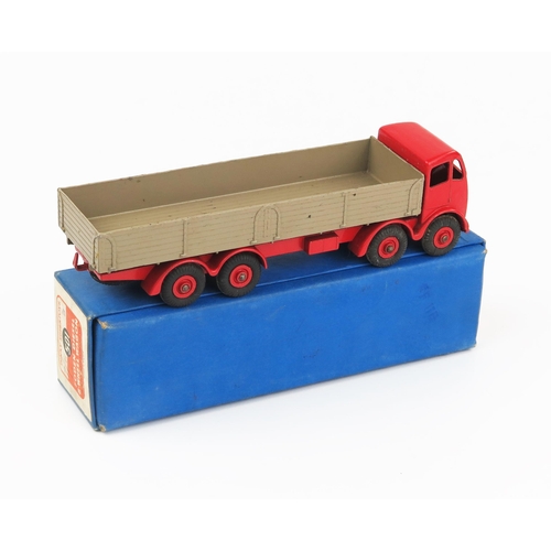 2146 - A Dinky Supertoys 501 Foden Diesel 8 Wheel Wagon 2nd type cab with red cab chassis and grooved hubs,... 