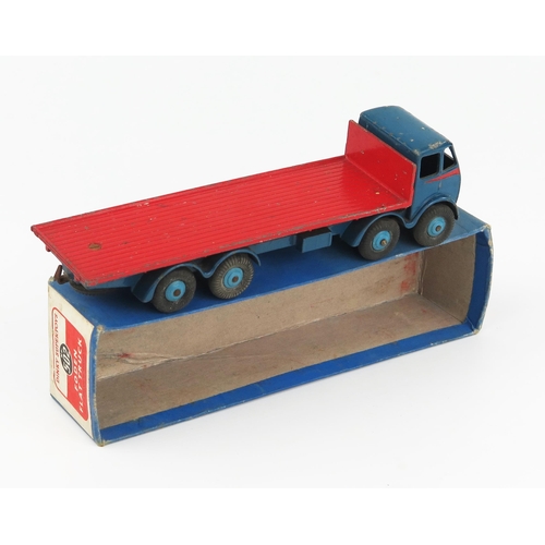 2147 - A Dinky Supertoys 502 Foden Flat Truck 1st type cab with dark blue cab and chassis, mid blue hubs, r... 