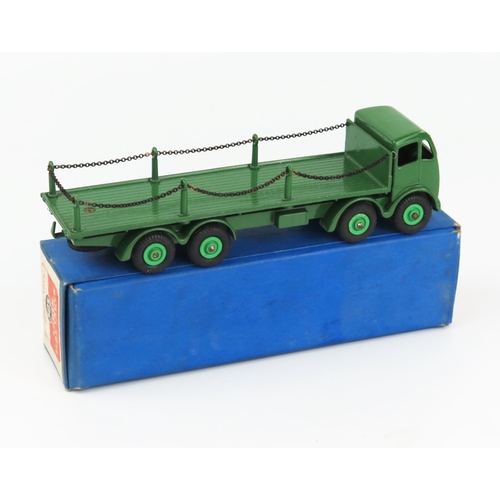 2158 - A Dinky Supertoys 505 Foden Flat Truck with Chains 2nd type cab with dark green cab, chassis and bac... 