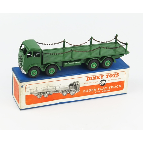 2159 - A Dinky Supertoys 505 Foden Flat Truck with Chains 2nd type cab with dark green cab, chassis and bac... 