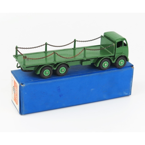 2159 - A Dinky Supertoys 505 Foden Flat Truck with Chains 2nd type cab with dark green cab, chassis and bac... 