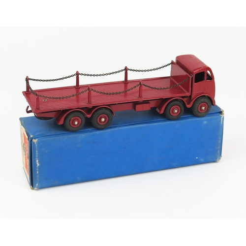 2160 - A Dinky Supertoys 505 Foden Flat Truck with Chains 2nd type cab with marron cab, chassis, back and g... 