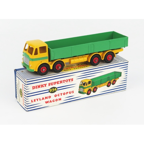 2212 - A Dinky Supertoys 934 Leyland Octopus Wagon with yellow cab and chassis, green truck body secured by... 