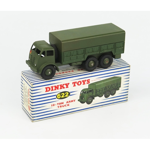 2251 - A Dinky Toys 622 10 Ton Army Truck (Foden) with no driver in blue/white striped box. Near mint+ in n... 