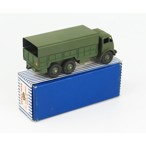 2252 - A Dinky Toys 622 10 Ton Army Truck (Foden) with no driver in blue/white striped box. Near mint+ in n... 