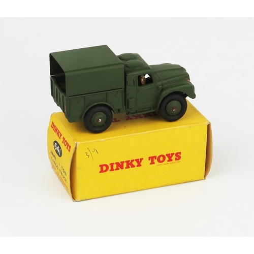 2256 - A Dinky Toys 641 Army 1 Ton Cargo Truck with driver, no windows in non-picture. Very near mint  in e... 