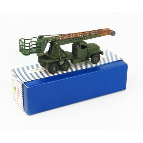 2264 - A Dinky Supertoys 667 Missile Servicing Platform in blue/white stripe box. It would be excellent but... 