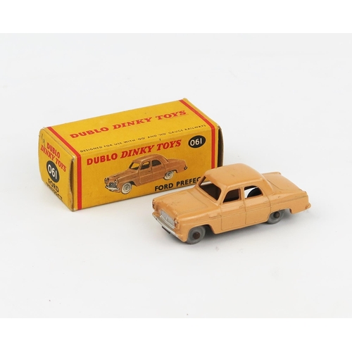 2342 - A Dublo Dinky Toys 061 Ford Prefect in tan with silver trim and smooth grey wheels. Near mint in exc... 