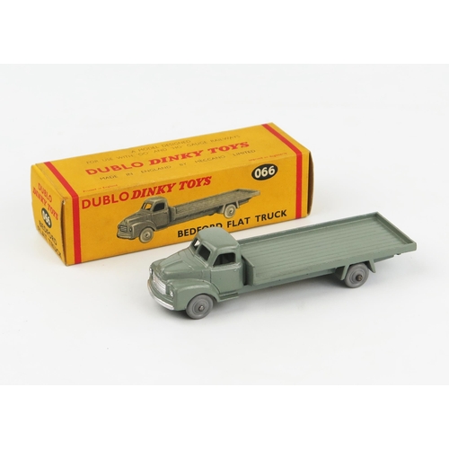 2347 - A Dublo Dinky Toys 066 Bedford Flat Truck in grey with silver trim and smooth grey wheels. Very near... 