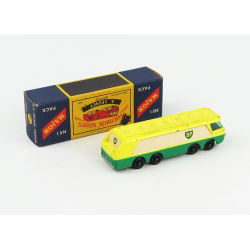 2359 - Matchbox Major Pack M-1 BP Petrol Tanker in C type box - very good in near mint box but with pen mar... 