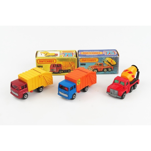 2413 - Matchbox Superfast trio - (1) 36d Refuse Truck - met. red, yellow back, red windows, silver painted ... 