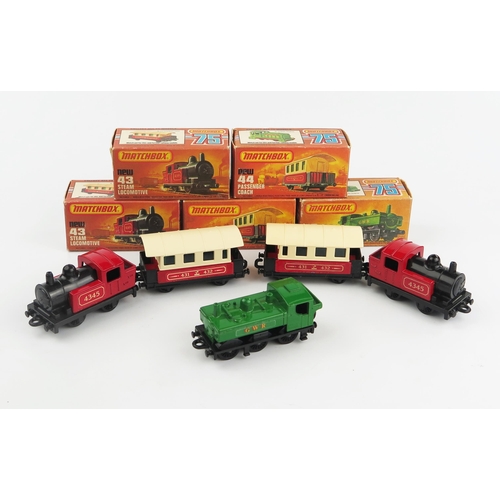 2424 - Matchbox Superfast Railwayana group - 43c Steam Loco x2, 44c Passenger Coach with green windows x2, ... 