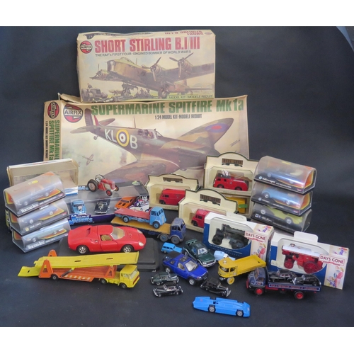 2543 - A Mixed Collection of Boxed and Loose Toy Cars, Vans etc. including Dinky, Matchbox, Lledo, New-ray,... 