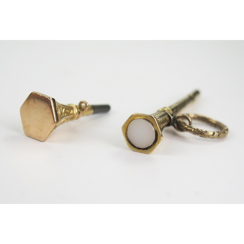 258 - Two 19th Century Gold Watch Keys, one set with agate and a jump ring (45mm), 7.1g