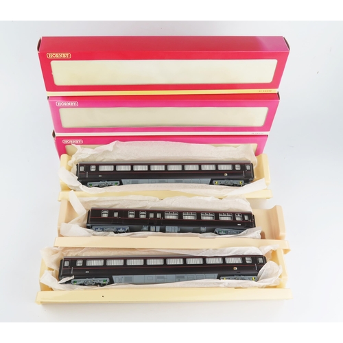 2583 - Hornby OO Gauge 'The Royal Train' Royal Household Coaches '2918', '2919', '2920' - as new in sunfade... 