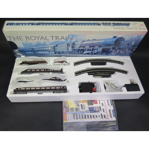 2593 - Hornby OO Gauge R1057 The Royal Train Electric Train Set - as new in sun faded box