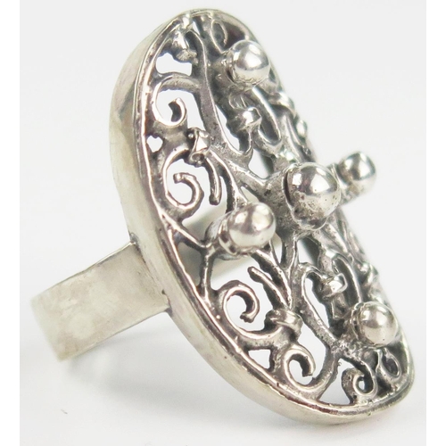 271 - A Hand Made Silver Ring, size N