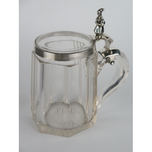 652 - Continental Silver Mounted Pint Tankard