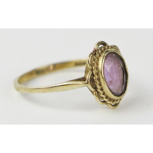 75e - 9ct Gold and Amethyst Dress Ring, size L.5, 1.7g