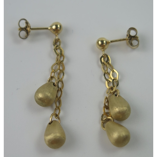 91 - Pair of 9ct Gold Pendant Earrings, 42.5mm drop, 2.8g