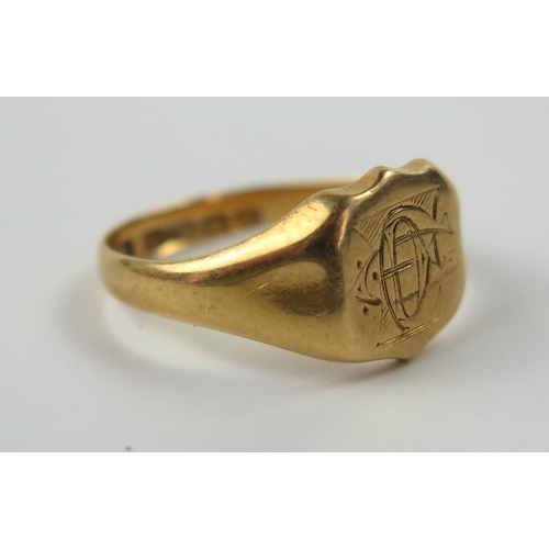 99 - 18ct Gold Signet Ring, size L, 4.7g