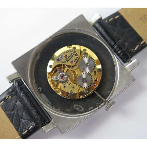 442 - Gent's Minerva Wristwatch, the 26mm Acier Inoxydable case with 16 jewel manual wind movement. Runnin... 