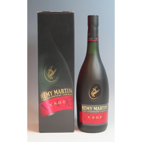 1834 - Rémy Martin Cognac VSOP Fine de Champagne 0.7L