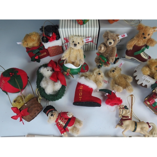 1869 - Steiff Yearly Christmas Collector Bears (14 pieces) 2007-2018 and  2020-2021 - all excellent conditi... 