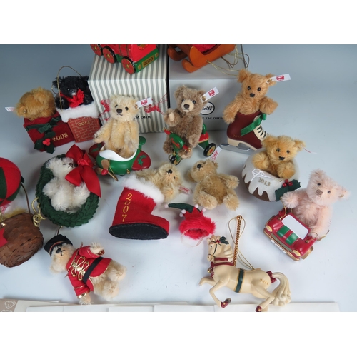 1869 - Steiff Yearly Christmas Collector Bears (14 pieces) 2007-2018 and  2020-2021 - all excellent conditi... 