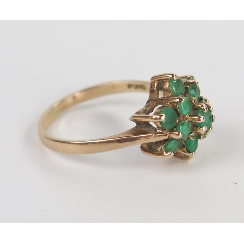 228 - 9ct Gold and Emerald Cluster Ring, size L, 2.6g