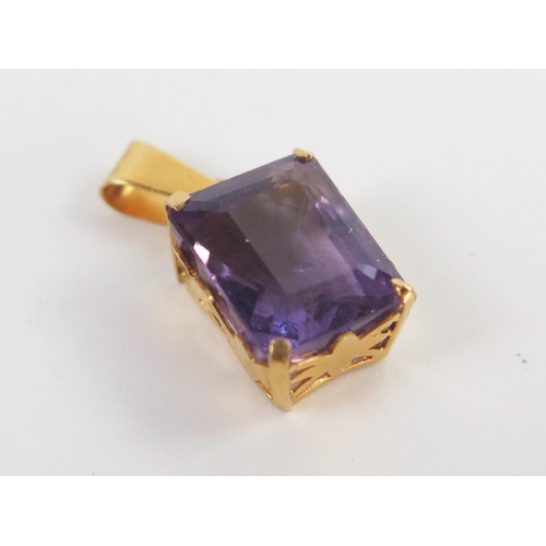 242 - Amethyst Pendant in an unmarked high carat gold mount, 21mm drop, 2.4g