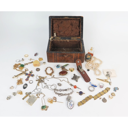 277 - Box of Costume Jewellery