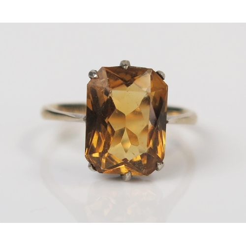 316 - 9ct Gold and Silver Citrine Ring, size N.5, 2.7g